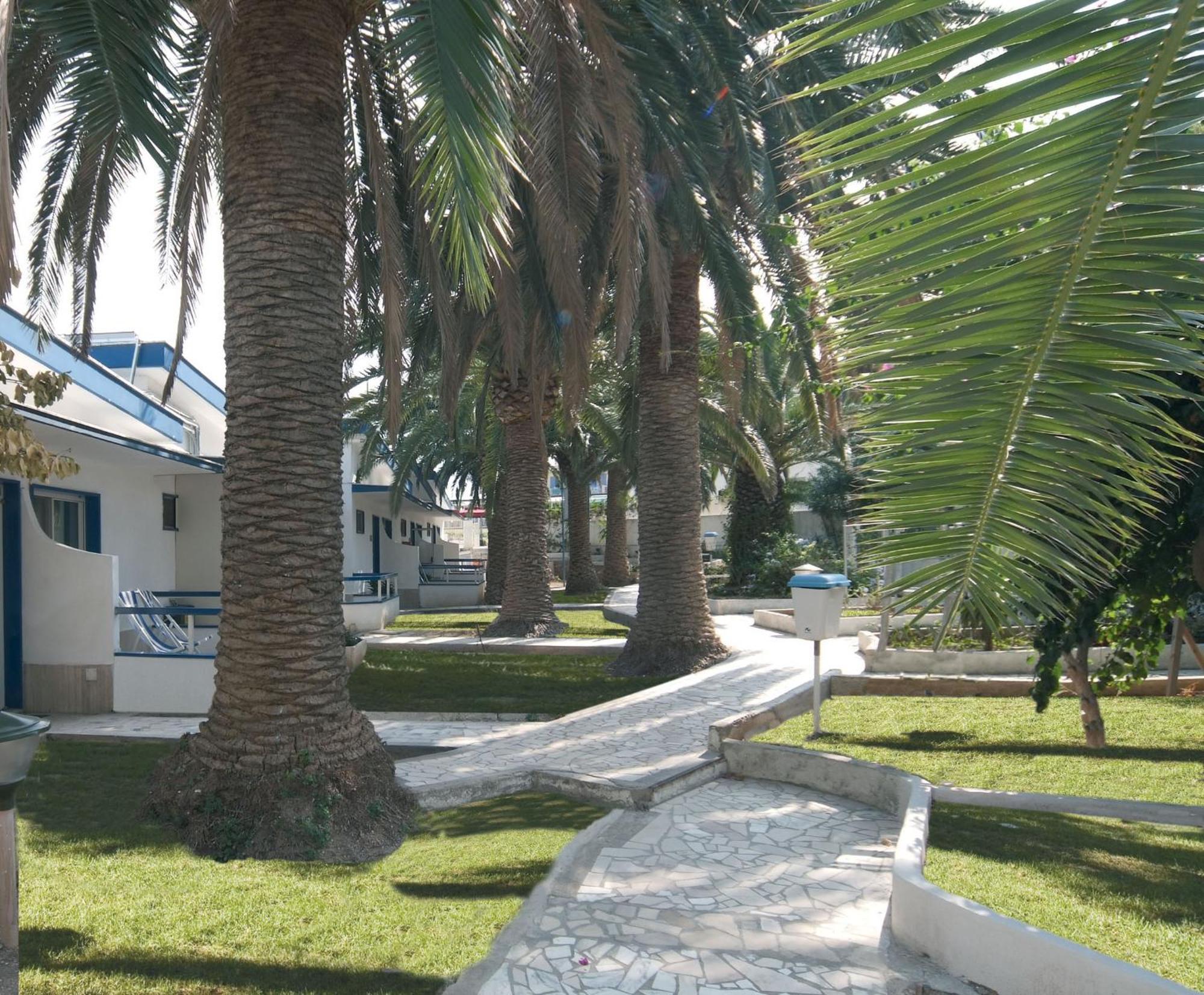 Hotel Gabbiano San Domino Luaran gambar
